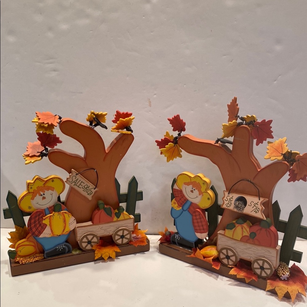 NWT & Vintage 2000 Wood 3-D Tabletop Decor, Set of 2